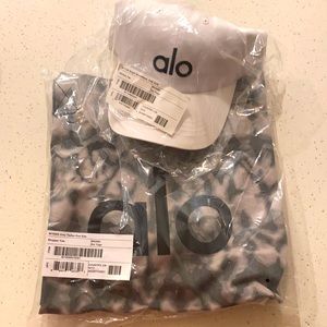 ⚡️⚡️NWT ALO Cap & Tote